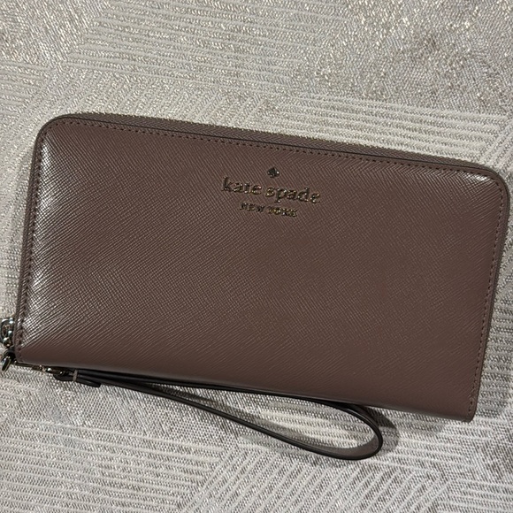 kate spade Handbags - Kate Spade Large Flat Continental Wallet Staci - Dusk Cityscape NWT